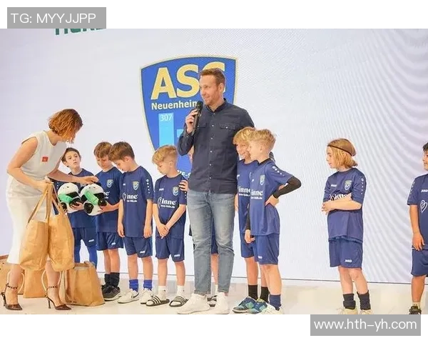 青少年足球装备全面指南助力孩子们快乐成长与竞技提升